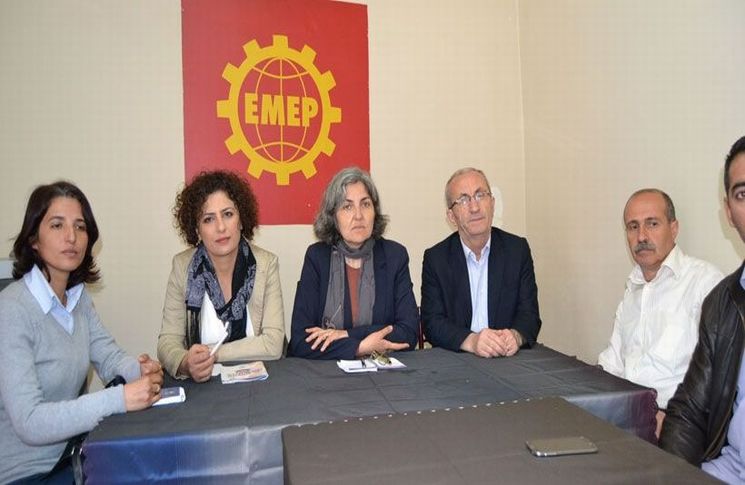 Hükümet Saldırılarla da Yetinmiyor Hükümet Saldırılarla da Yetinmiyor