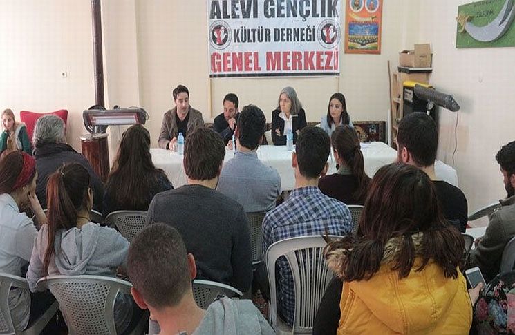 Gençler Savaşa Karşı Mücadele Etmeli