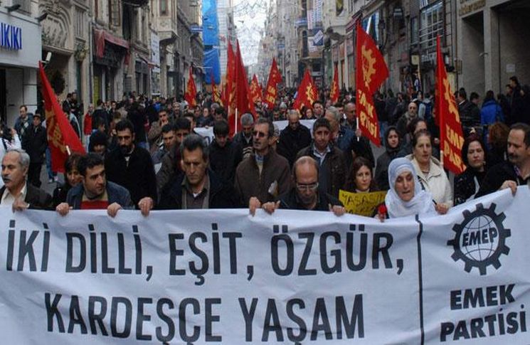 Tek Adam İktidarı Tek Dili Dayatıyor!