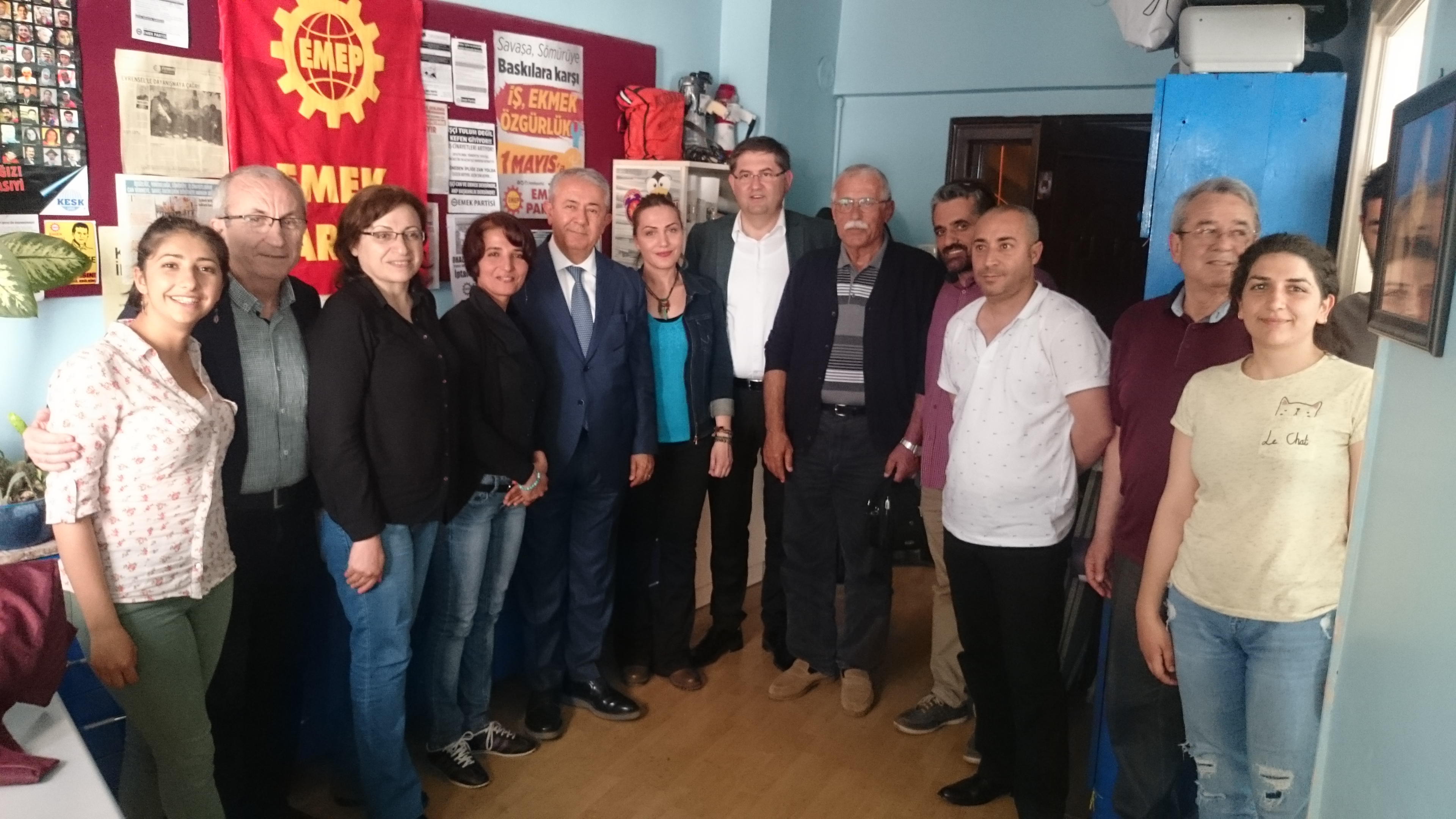 CHP’den EMEP’e ziyaret CHP’den EMEP’e ziyaret