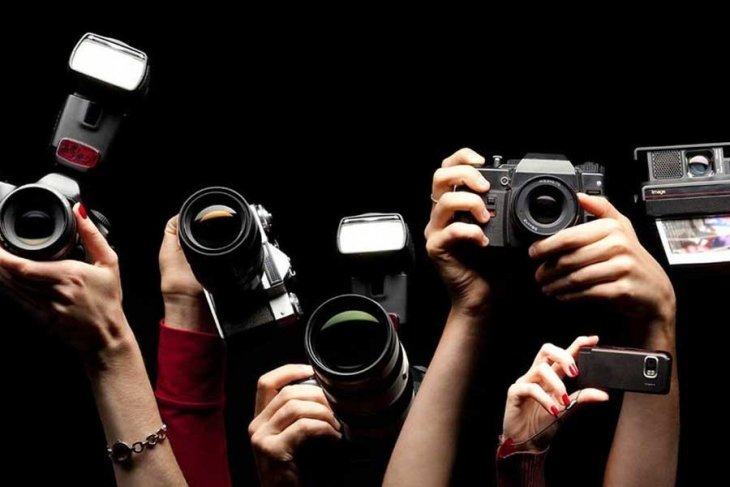 Sansürü mücadeleyle kaldırdık yasağı ve baskıyı da kaldıracağız Sansürü mücadeleyle kaldırdık yasağı ve baskıyı da kaldıracağız