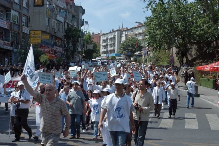 14 Mart; Sağlık Hakkı İçin Mücadele Günü