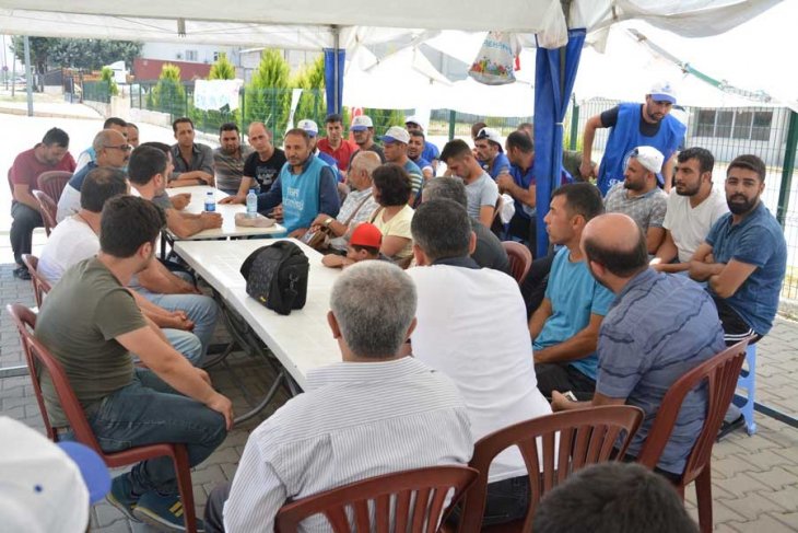 Antep il örgütümüzden Süperpak işçilerine dayanışma ziyareti Antep il örgütümüzden Süperpak işçilerine dayanışma ziyareti