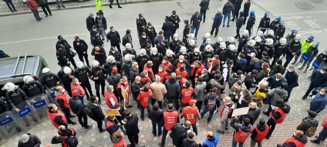 Metal İşçilerinin Yolunu Açın, Gözaltıları Serbest Bırakın