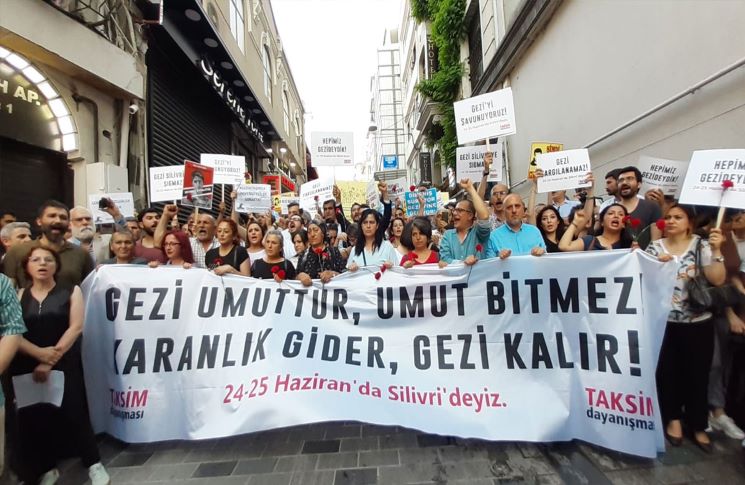 Gezi Davasını Bozma Kararı AKP’nin bildirisi gibi