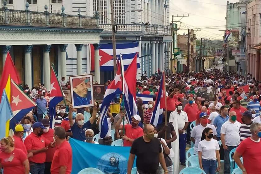 Emek Partisi Küba halkının yanındadır