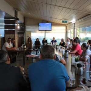 Sağlık emekçileriyle bir araya gelen Akdeniz: İhtiyaç birleşik emek cephesi Sağlık emekçileriyle bir araya gelen Akdeniz: İhtiyaç birleşik emek cephesi