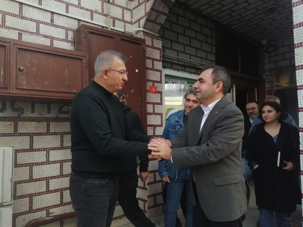 Genel Başkan Ercüment Akdeniz, Gazi Cemevi'ni ziyaret etti: Türkiye'nin laikliğe ihtiyacı var