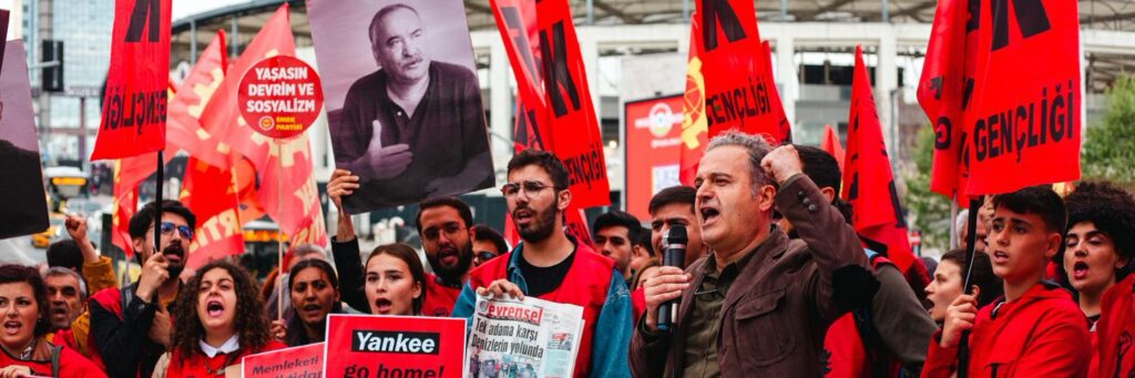 İskender Bayhan: Yeni bir adım atmak, mücadelenin parçası olmak için oy verin İskender Bayhan: Yeni bir adım atmak, mücadelenin parçası olmak için oy verin