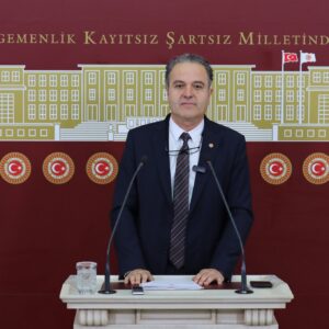 Tayvan’a ihraç edilen yumurtalarda ortaya çıkan zararlı antibiyotiklerin kümes hayvanlarında kullanımını Meclis gündemine taşıdı.