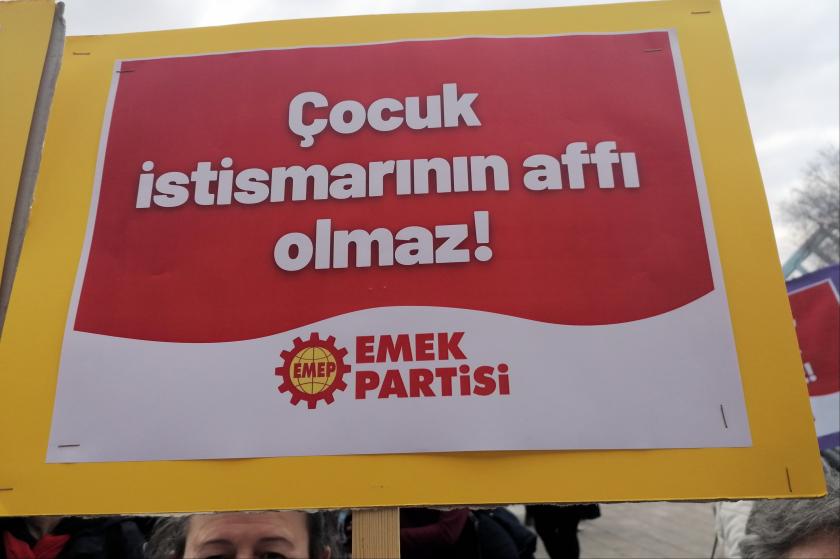 Gebze’de çocuğun istismarcısıyla evlendirilmesi onayına EMEP’ten tepki Gebze’de çocuğun istismarcısıyla evlendirilmesi onayına EMEP’ten tepki