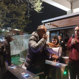 EMEP Milletvekili İskender Bayhan’ın Boğaziçi kampüsüne girişi engellendi