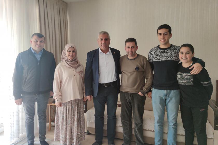 Seyit Aslan: Yeni yılda dilek insanca yaşam, anahtar mücadele