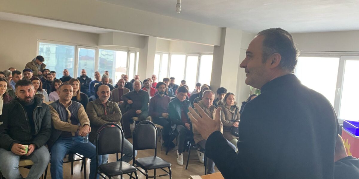 EMEP Esenyurt Belediye Başkan Adayı Turan Yılmaz oldu EMEP Esenyurt Belediye Başkan Adayı Turan Yılmaz oldu