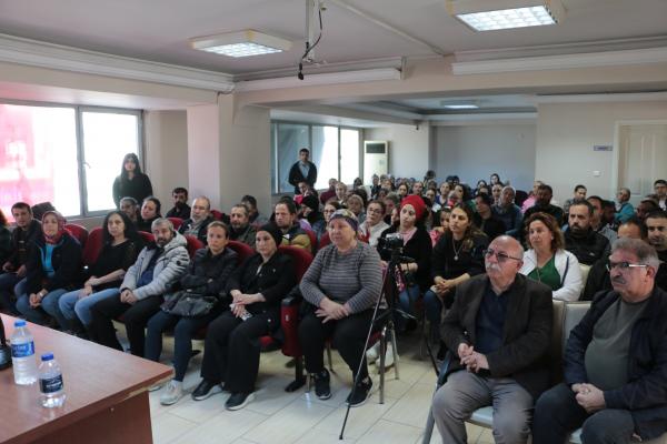 SEVDA KARACA AKAR TEKSTİL İŞÇİLERİNİN HAKLARINI SORDU SEVDA KARACA AKAR TEKSTİL İŞÇİLERİNİN HAKLARINI SORDU