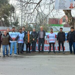 EMEP’in Bursa adayı Selma Gürkan, Durak Tekstil ve Şahinkul işçilerini ziyaret etti EMEP’in Bursa adayı Selma Gürkan, Durak Tekstil ve Şahinkul işçilerini ziyaret etti
