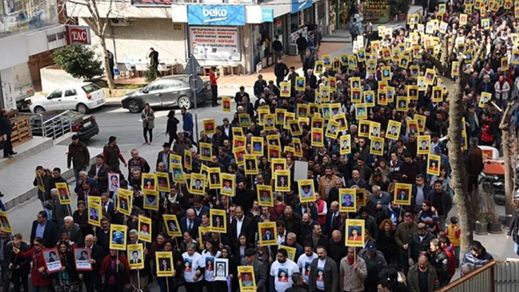 Gazi katliamı Maraş, Çorum, Sivas kıyımlarının ve 1000 operasyonların devamıdır. Bir daha olmaması için mücadeleyi yükseltelim!