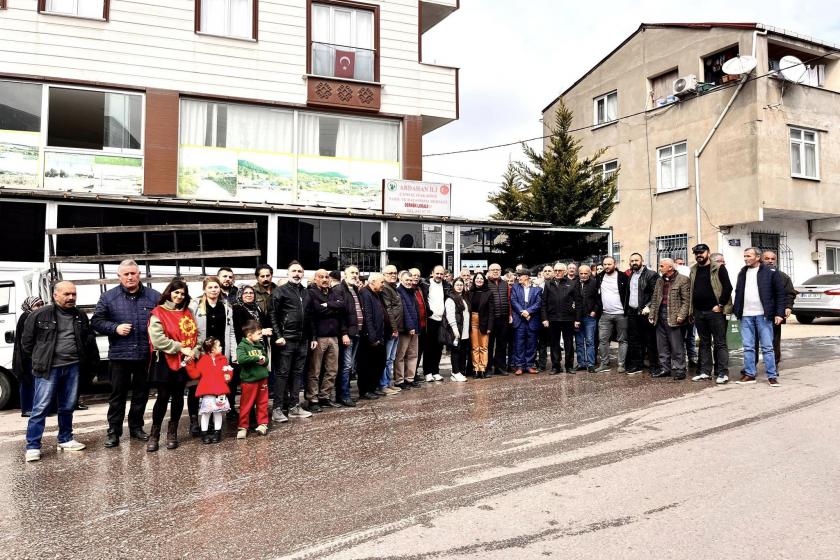 EMEP Gebze Belediye Başkan Adayı Sinan Karataş: Fabrikaları yönetiyoruz, kentleri de yönetiriz EMEP Gebze Belediye Başkan Adayı Sinan Karataş: Fabrikaları yönetiyoruz, kentleri de yönetiriz