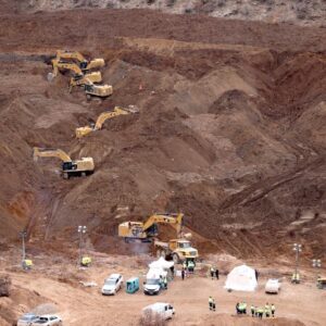 İskender Bayhan’dan İliç soruları: Maden şirketi ve hükümet çöken yığında cevher mi arayacak?