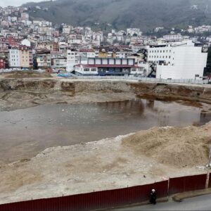 EMEP Altınordu: Millet Bahçesi diye planlanan alan göl oldu EMEP Altınordu: Millet Bahçesi diye planlanan alan göl oldu