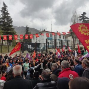 Pertek’te coşkulu büro açılışı: En büyük müjdemiz halkla yönetmek Pertek’te coşkulu büro açılışı: En büyük müjdemiz halkla yönetmek
