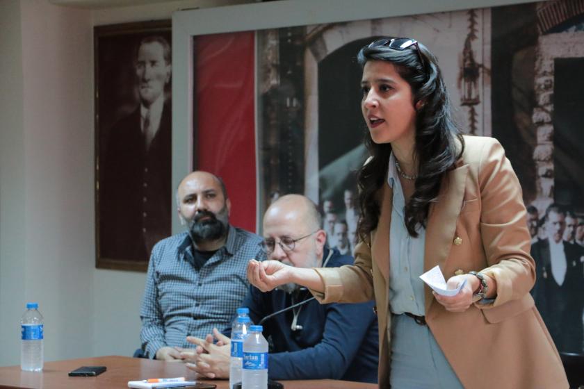 SEVDA KARACA AKAR TEKSTİL İŞÇİLERİNİN HAKLARINI SORDU SEVDA KARACA AKAR TEKSTİL İŞÇİLERİNİN HAKLARINI SORDU