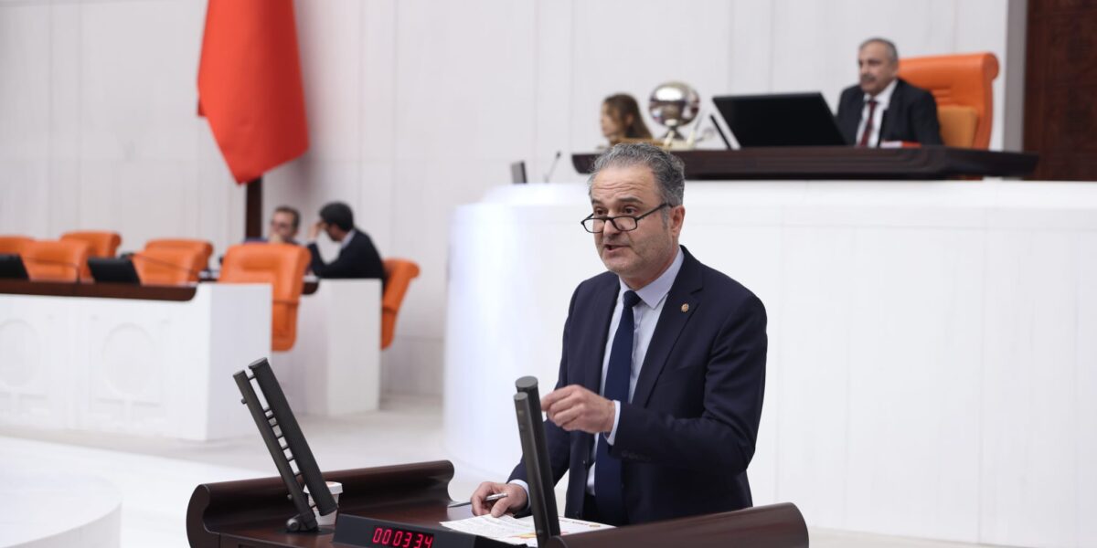 Türkiye’nin Afrika’da korunması gereken mevcut bir askeri yapılanması veya üsleri mi vardır?