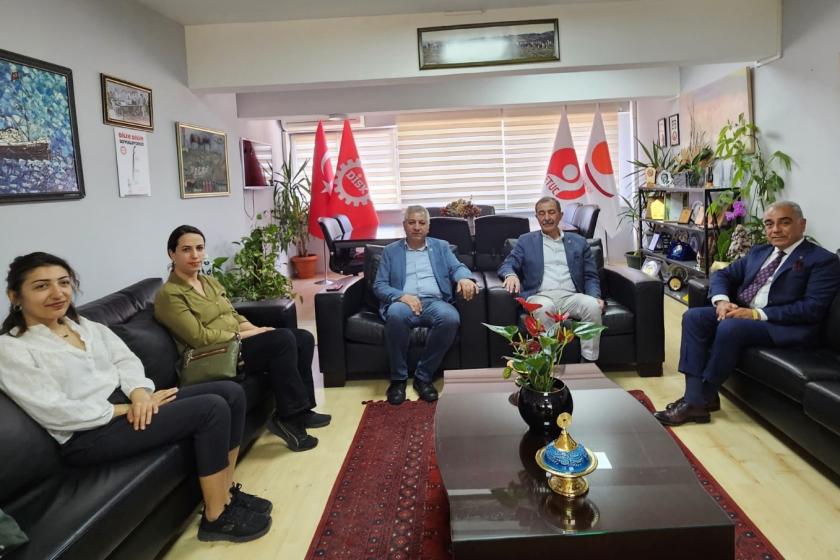 Yerellerde, güçlü yaygın kutlanan 1 Mayıslarla 1 Mayıs alanlarına!