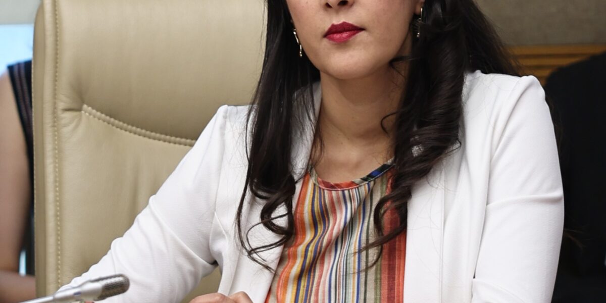 Emep’li Karaca: Kadınların Soyadı Hakkını Alarak Açmaya Çalıştığınız Kapıyı Kapatacağız