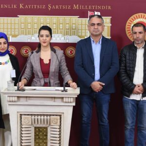 TEK SORULUK ÖNERGE: YOKSUL HALKA AÇIKLAMA YAPABİLİR MİSİNİZ?