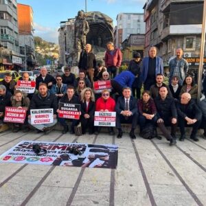 YEREL MEDYA ÇALIŞANLARI AÇLIK SINIRININ ALTINDA ÜCRET, GÜVENCESİZLİK VE UZUN ÇALIŞMA SAATLERİYLE BOĞUŞUYOR!