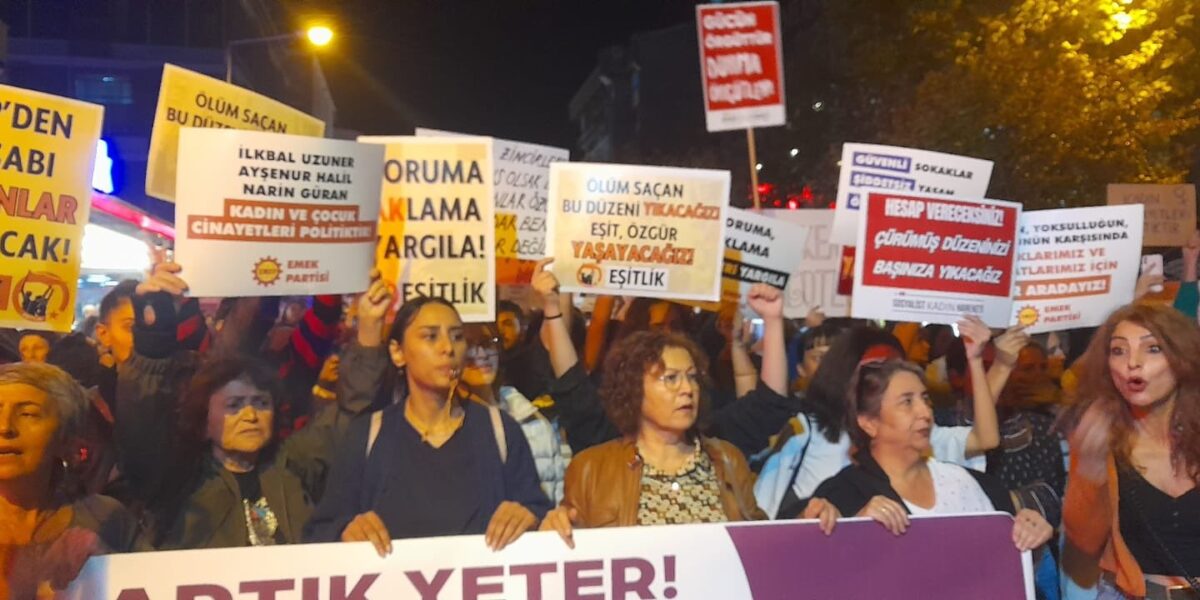 Kadın katliamlarının sıradanlaştırıldığı bu karanlığı birliğimizle, mücadelemizle yıkalım!