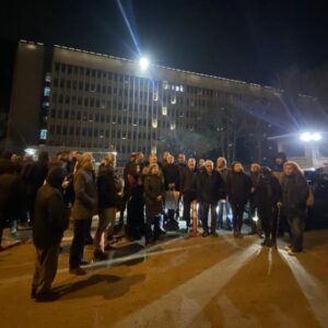 OPERASYONLAR DURDURULSUN, SENDİKACILAR, SİYASETÇİLER SERBEST BIRAKILSIN!