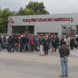 EMEP Milletvekili Bayhan TOFAŞ’taki işten çıkarmaları Bakan Işıkhan’a sordu