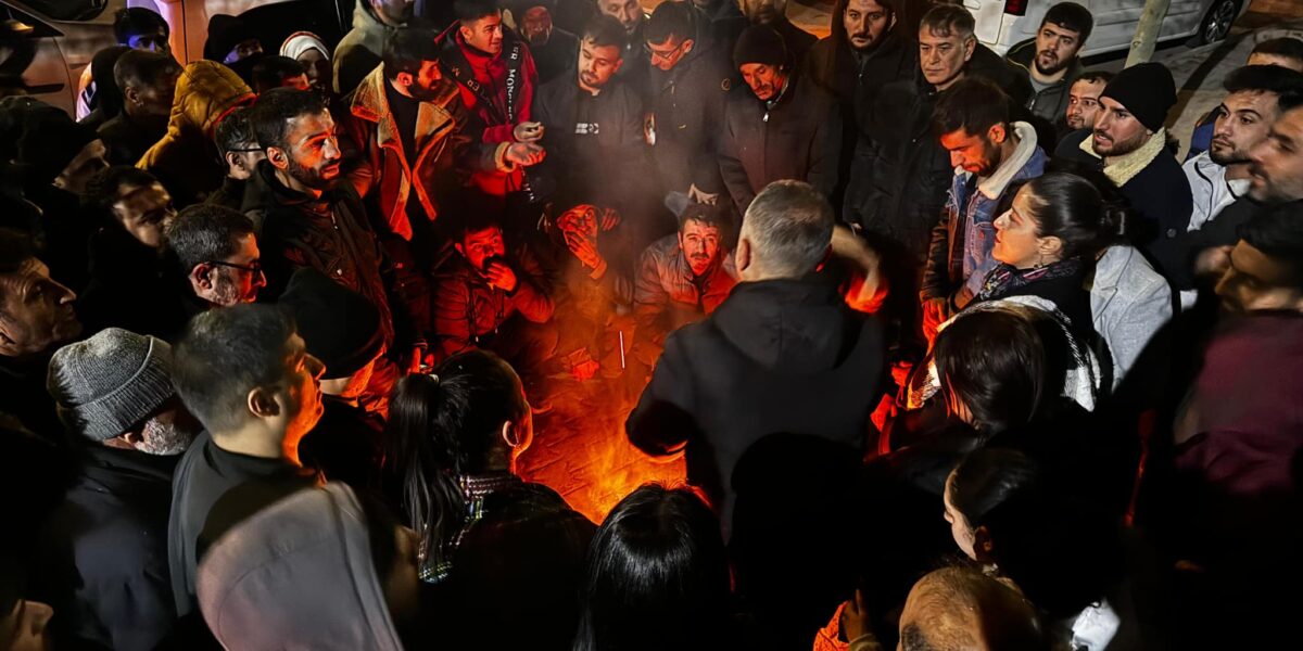 YOL BELLİ: BİRLİKTE MÜCADELE!