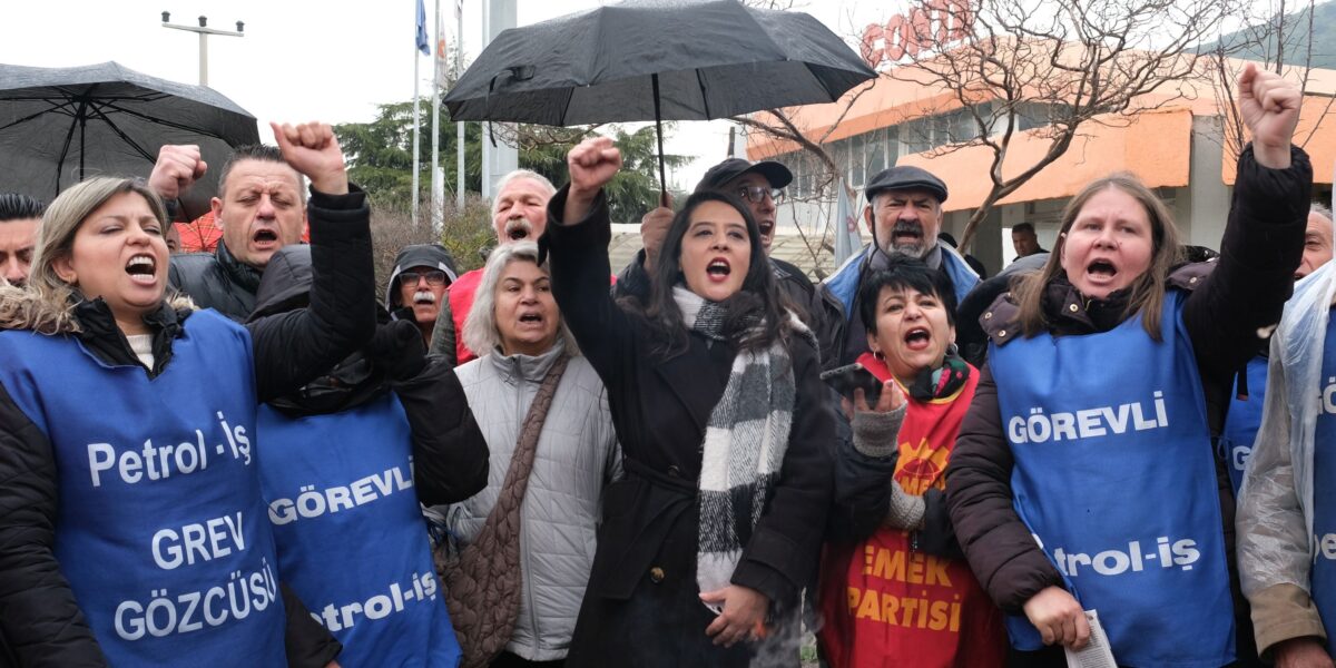Grevdeki Temel Conta işçilerine ziyaret: ‘Her alanda mücadelemizi ortaya koyacağız’