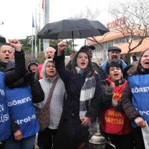 Grevdeki Temel Conta işçilerine ziyaret: ‘Her alanda mücadelemizi ortaya koyacağız’
