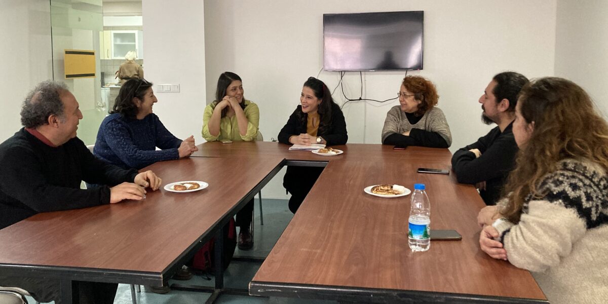 Milletvekili Karaca, İzmir’de akademisyenlerle bir araya geldi