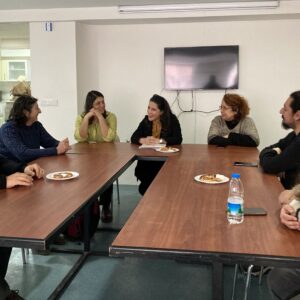 Milletvekili Karaca, İzmir’de akademisyenlerle bir araya geldi