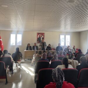 EMEP Genel Başkanı Aslan: Mücadele etmezsek ne taş ocağı kapanır temiz hava soluyabiliriz