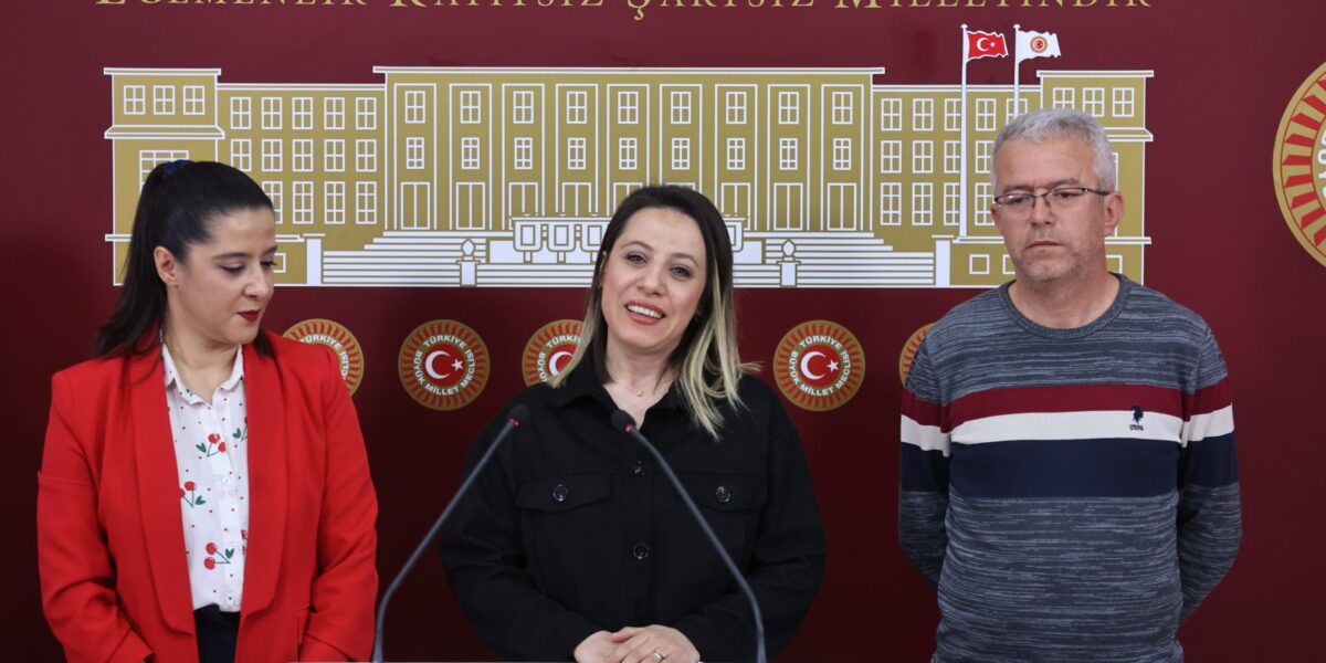 EMEP’li Karaca: “8 Mart’ta taleplerimiz net: Barajsız sendika, yasaksız grev, güvenceli iş”