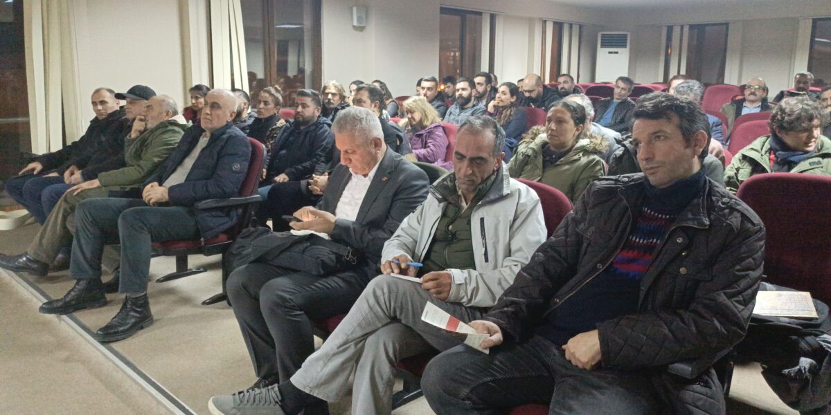 Tekstil patronları sendikasızlığı örgütlüyor