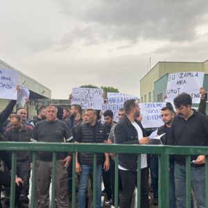 EMEP’ten patrona ve sendikal bürokrasiye karşı direnen Aroma işçilerine destek