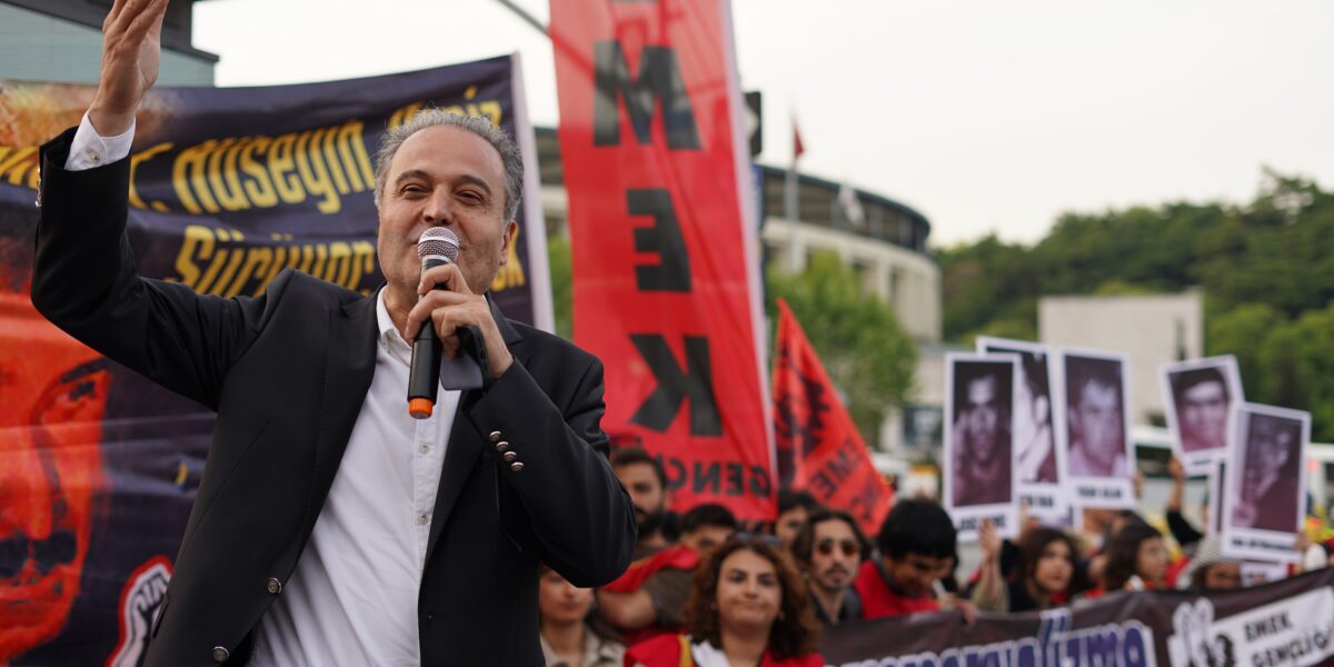 İskender Bayhan: ABD’ye tek kelime söyleyemeyen Erdoğan’a yanıt Trump’tan geldi