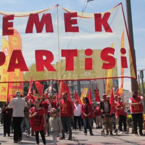 Faşizme, kayyım atamalarına geçit vermeyeceğiz, halk kazanacak!