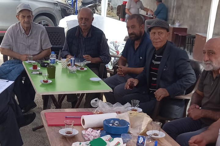 EMEP’ten işe iade edilmeyen Şavşat Belediye işçilerine dayanışma ziyareti