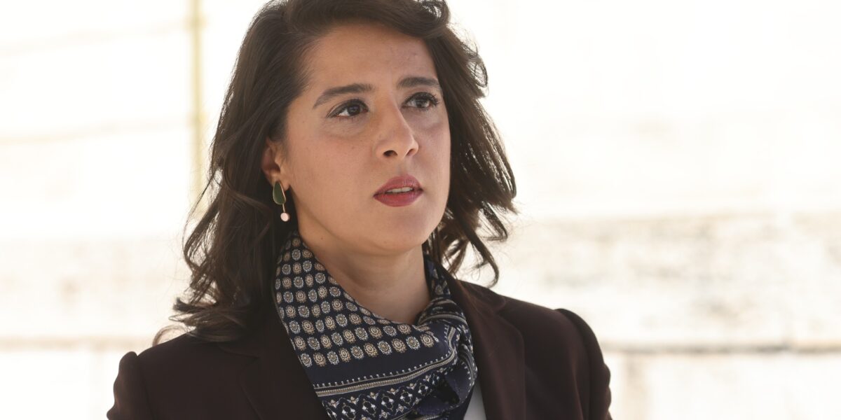 Sevda Karaca: Erdoğan, ülkenin geleceğini Trump’ın masasına koyuyor Sevda Karaca: Erdoğan, ülkenin geleceğini Trump’ın masasına koyuyor