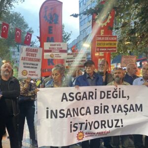EMEP’ten asgari ücret eylemi: Asgari değil, insanca bir yaşam için birleşelim EMEP’ten asgari ücret eylemi: Asgari değil, insanca bir yaşam için birleşelim