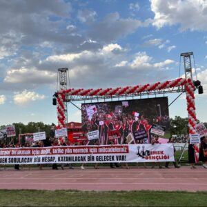 ODTÜ öğrencisi Emek Gençliği üyeleri tehdit edildi: Emek Gençliği mücadeleyi büyütme çağrısı yaptı ODTÜ öğrencisi Emek Gençliği üyeleri tehdit edildi: Emek Gençliği mücadeleyi büyütme çağrısı yaptı