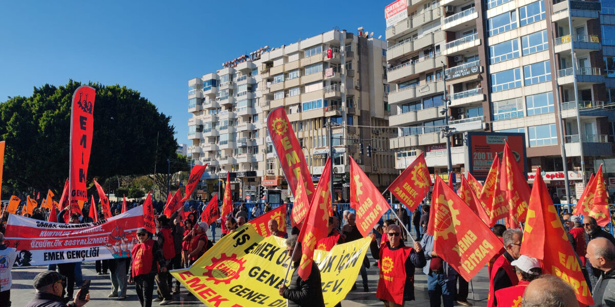 Antalya’da “halk için bütçe” mitingi